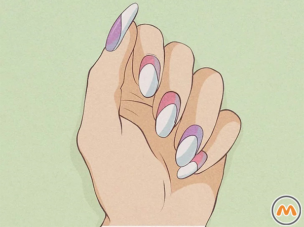 اگر میخواهید ناخنهای مصنوعی داشته باشید، مانیکور ژل، شلاک یا اکریلیک را امتحان کنید